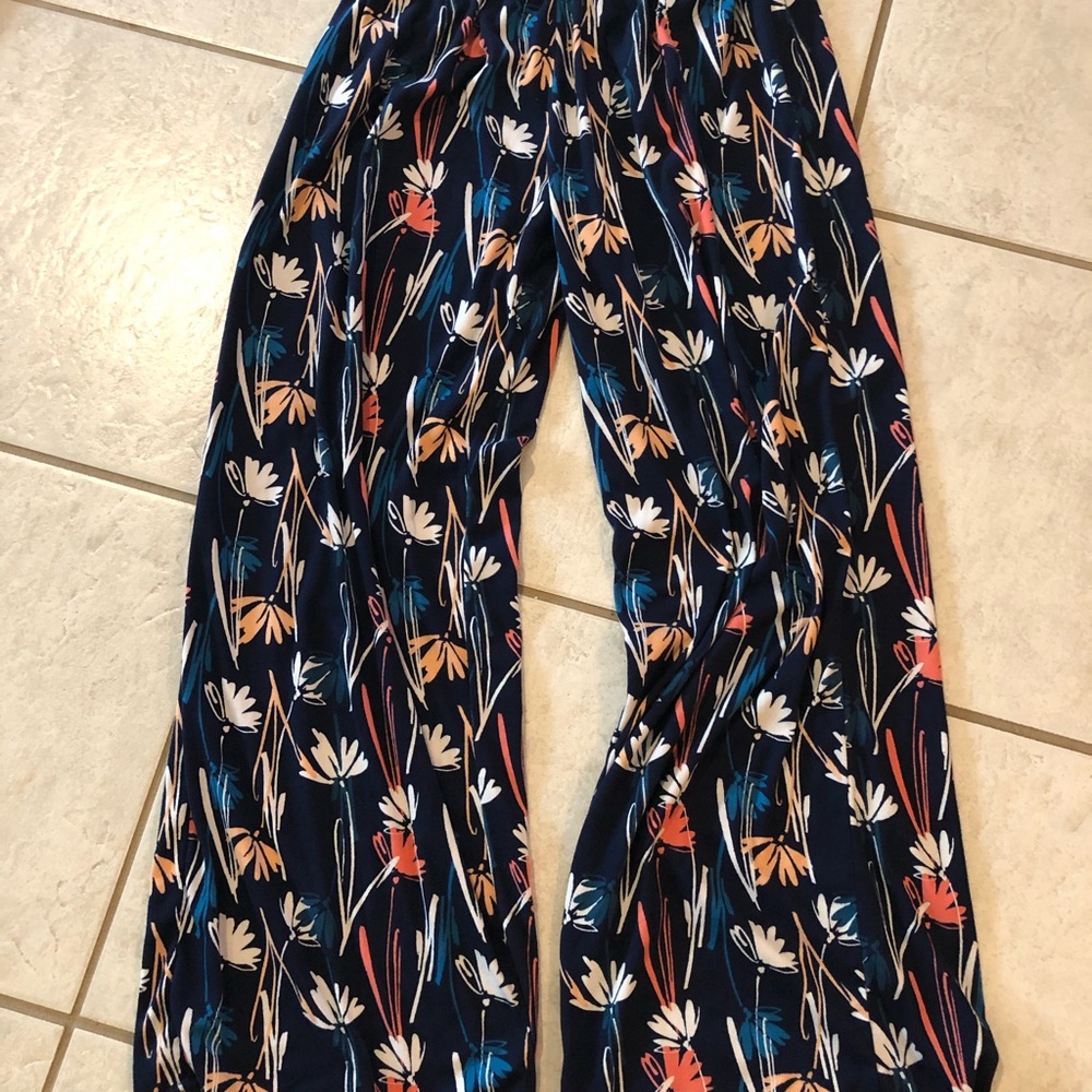 Lounging pants med/large